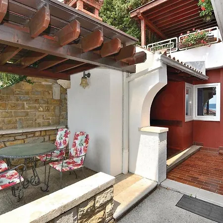 2 Bedroom Amazing In Apartment