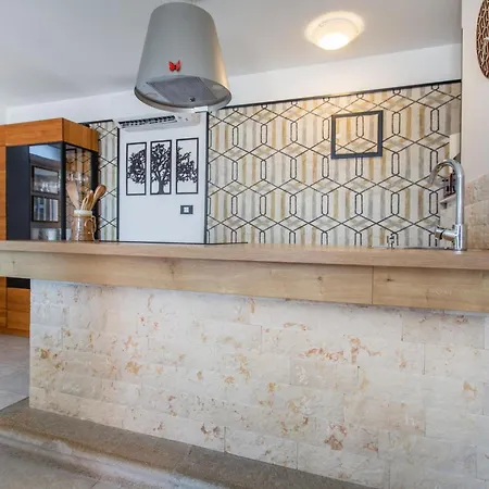 2 Bedroom Amazing In * 포르토로즈