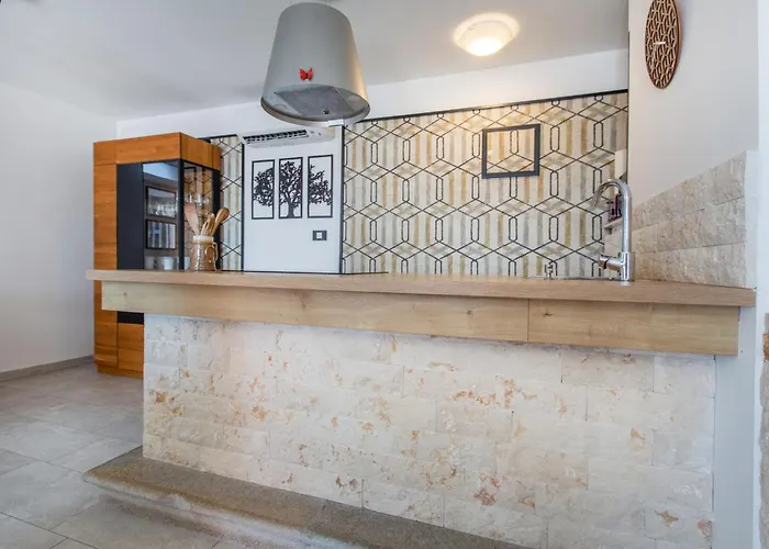 2 Bedroom Amazing In * 波尔托罗