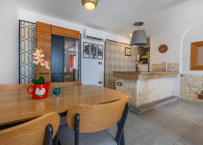 公寓 2 Bedroom Amazing In *