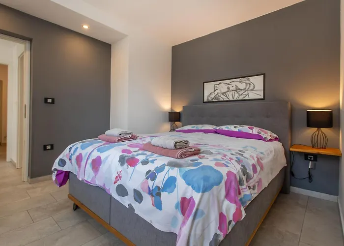 公寓 2 Bedroom Amazing In *